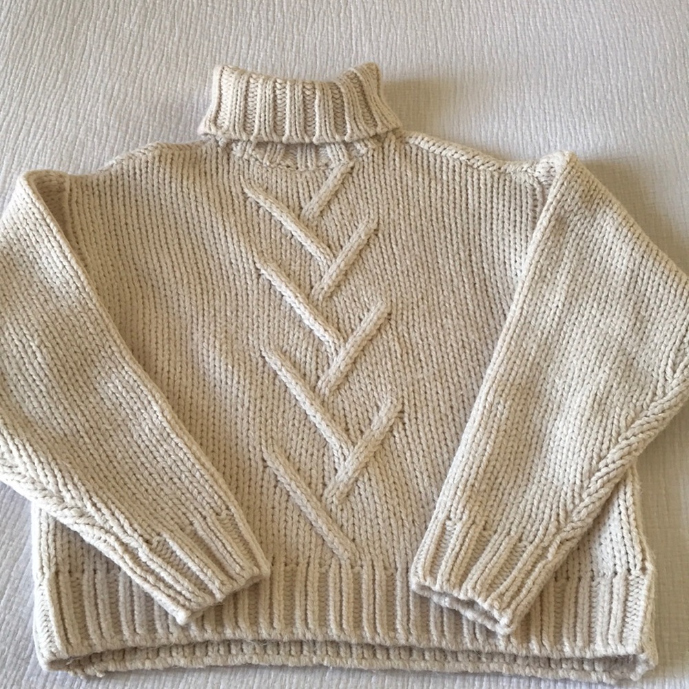 Noisy May Chunky Boxy Soft & Cozy Turtle Neck Hand Knit Look Sweater Size Small